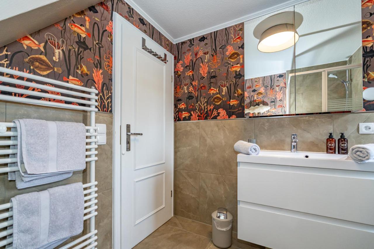 Gemütliche Wohnung unter Reet mit Pool und Sauna in Keitum Exterior foto
